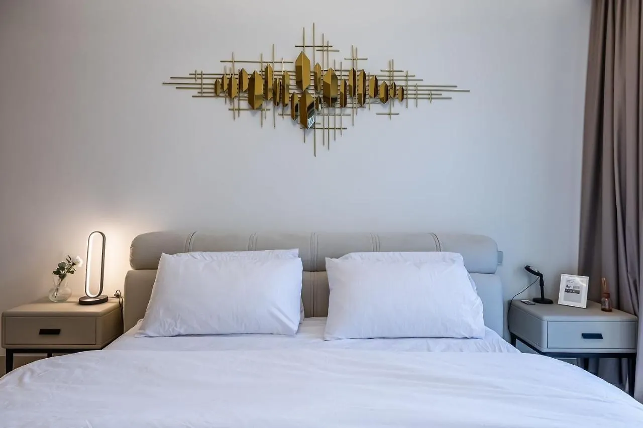 Downtown, Dubai Burj Royale 2 Bdr Apartment Full Burj - Khalifa View